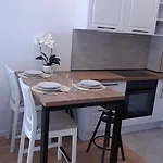 Terrace & Free Parking Спліт